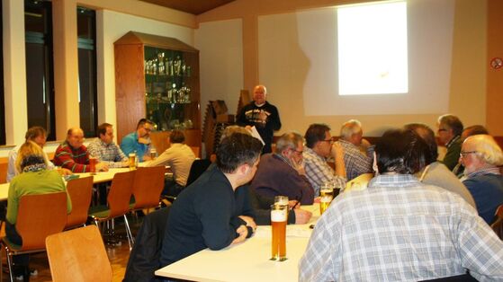 Mitgliederversammlung am 26.11.2015